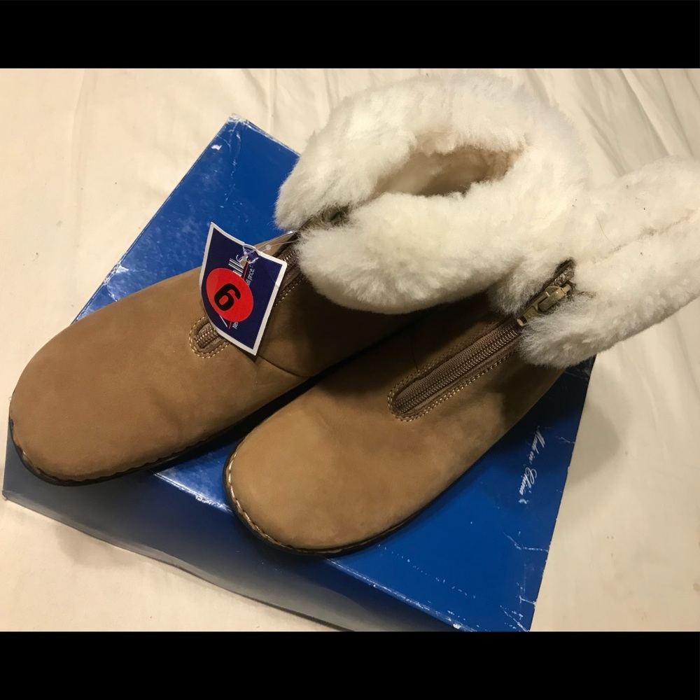 Rockport Boots ( women)